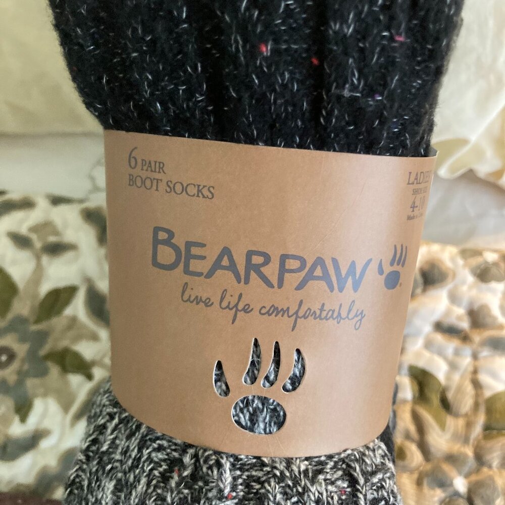 6 BEARPAW LADIES STOCKS